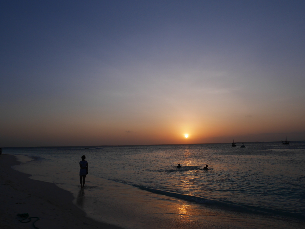 f:id:beach1208:20171012053937j:plain f:id:beach1208:20171012053937j:plain