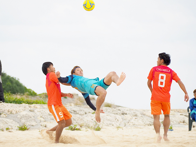 大会レポート 第1回ビーチサッカー沖縄カップ ビーチサッカースクラップ