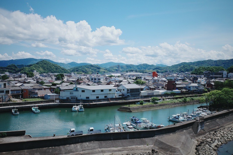 なぎ大橋から見る湯浅町の町並み