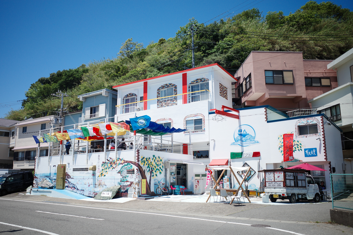雑賀崎の青天の洞窟