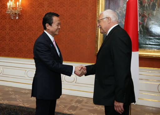 f:id:beber:20120412183942j:image f:id:beber:20120412183942j:image