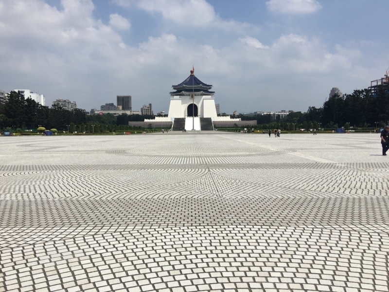 f:id:beckii:20180510114830j:plain f:id:beckii:20180510114830j:plain