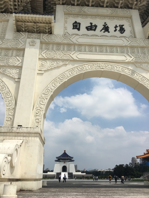 f:id:beckii:20180510115700j:plain f:id:beckii:20180510115700j:plain