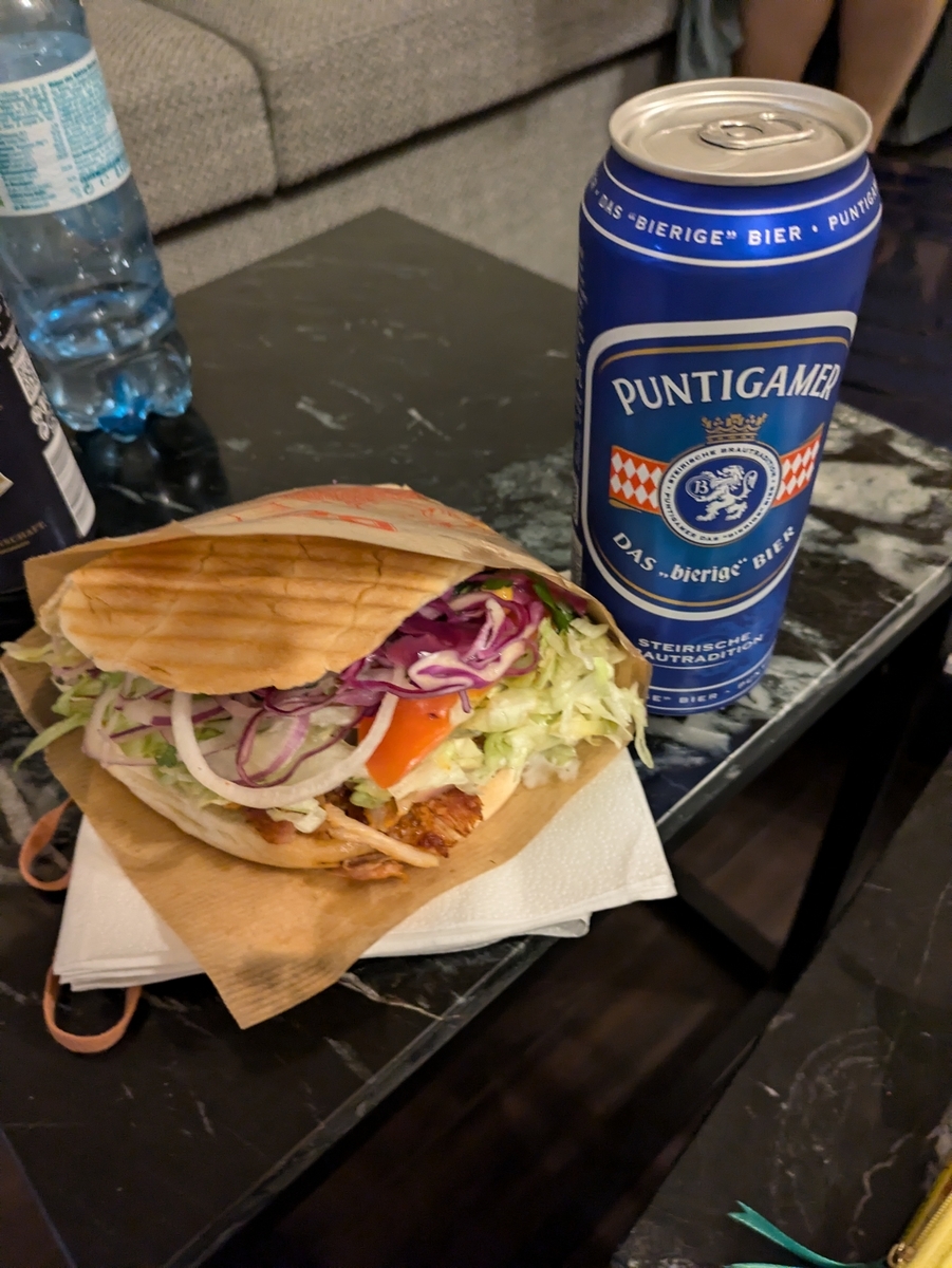 ちゃっかりビールも