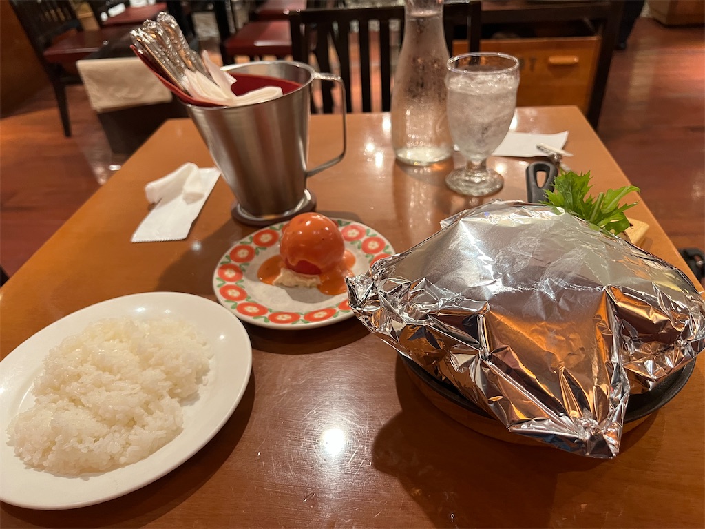グリルキャピタル東洋亭 高島屋店でベーシックハンバーグセットを食べて来ました。 - bello tomolog