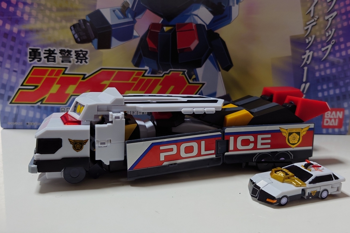 デッカードとJローダーの変形前パーツ