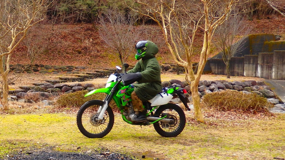 ジャケシュラ2着たままバイクの運転