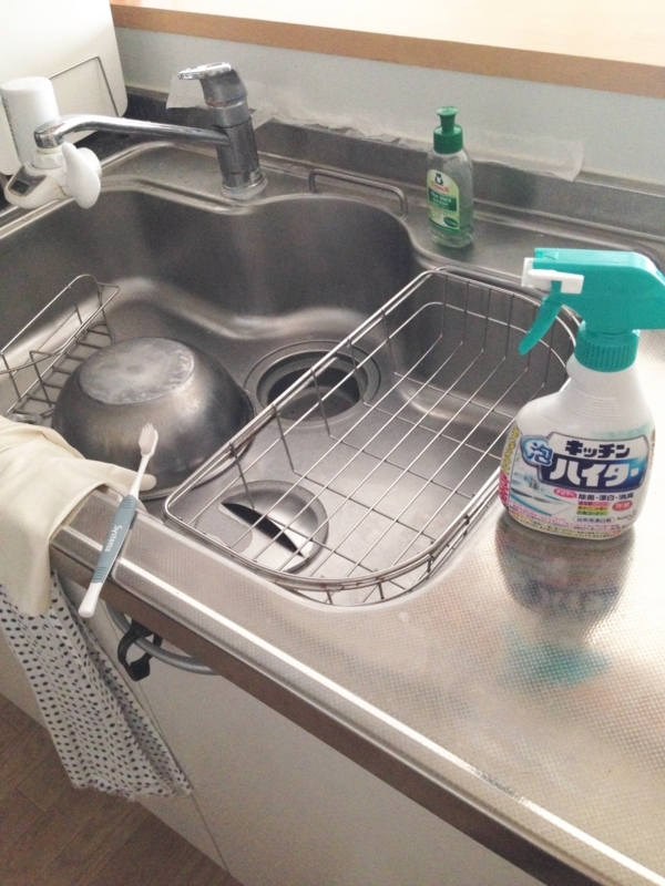 半みそか小そうじ。キッチンのシンクをすっきり掃除しました - ベリーの暮らし