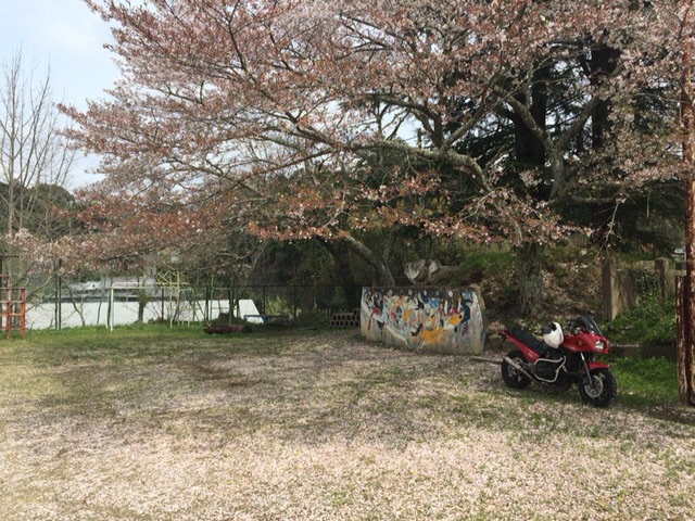f:id:beru900r:20150414090001j:plain f:id:beru900r:20150414090001j:plain