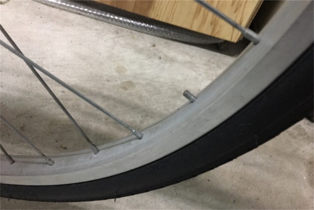 自転車のスポーク 一本折れた