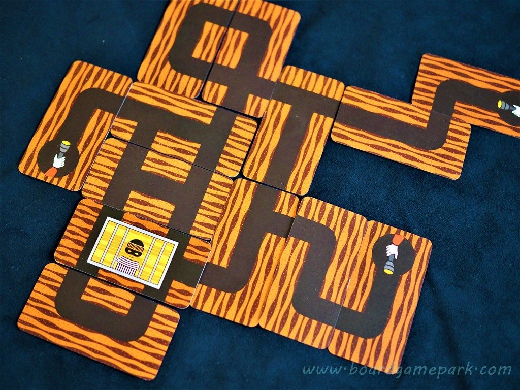 バンディド(BANDIDO)」逃げた無法者を閉じ込める協力型カード配置