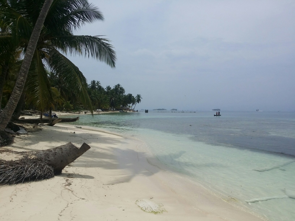 サンブラス諸島 魅惑の船旅 パナマ コロンビア間のフェリーの情報 バックパッカー チャリダー向け 世界で孤軍奮走