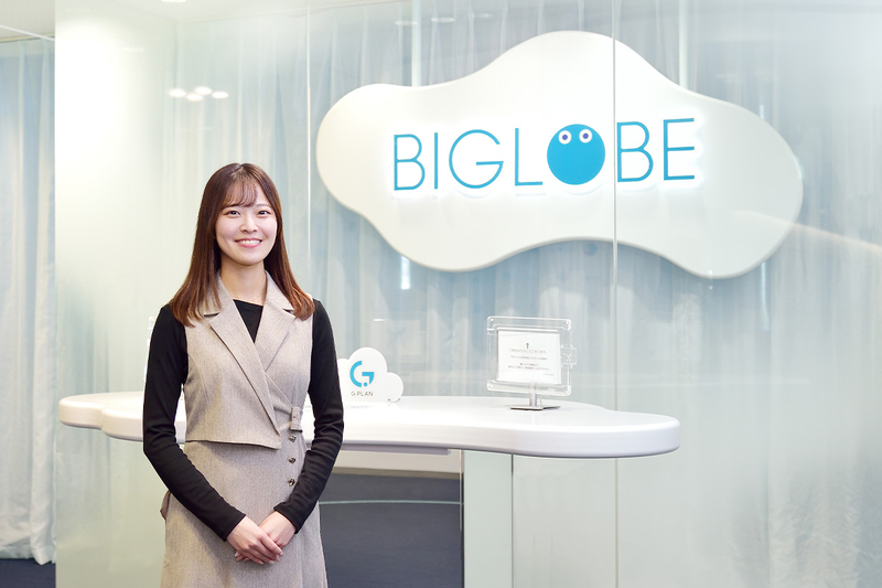 写真：冨尾理咲子（新卒採用担当者）