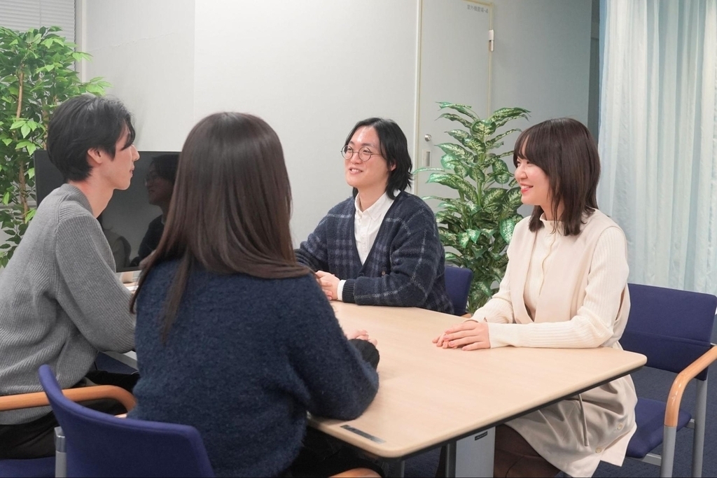 社内ラジオ「びっぷるの部屋」企画者画像:村上、増田、李、橋本