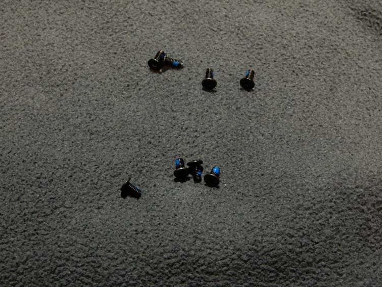 ノートパソコンのタッチパッド修理方法④