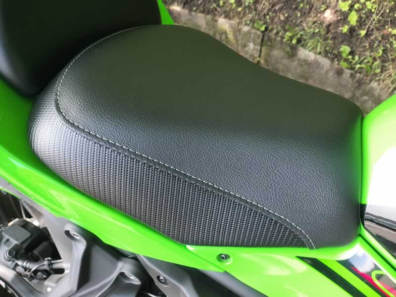 ニンジャ 650 ハイシート 【公式通販】