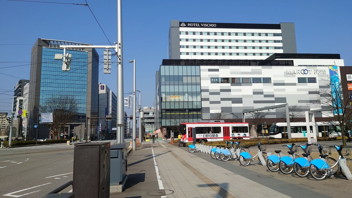 富山駅前 MAROOT