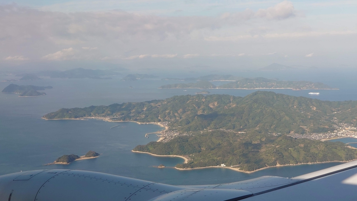 JAL431便 松山市郊外上空