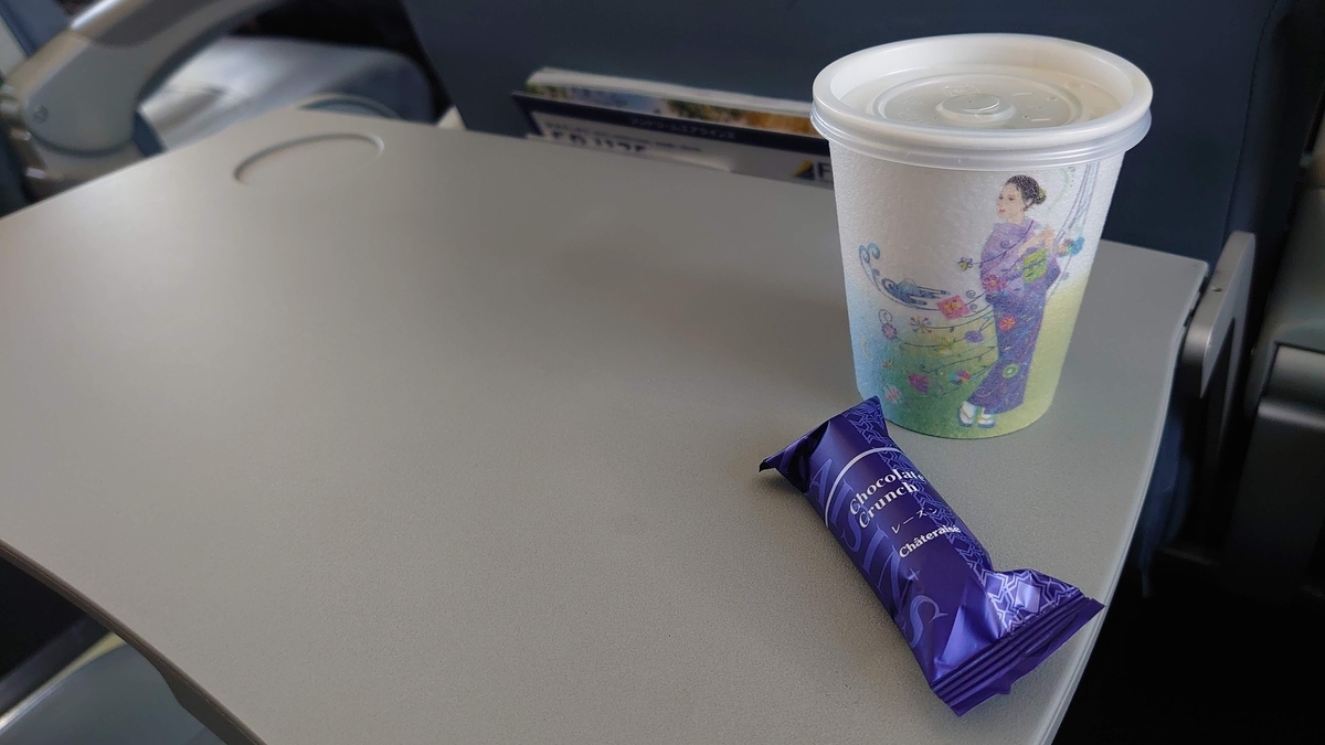 JAL2703便 FDA お茶とお菓子