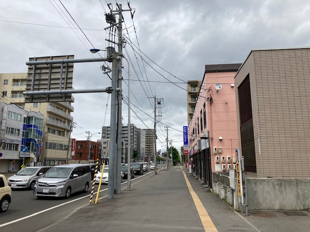 札幌市 新道東駅付近 屯田通