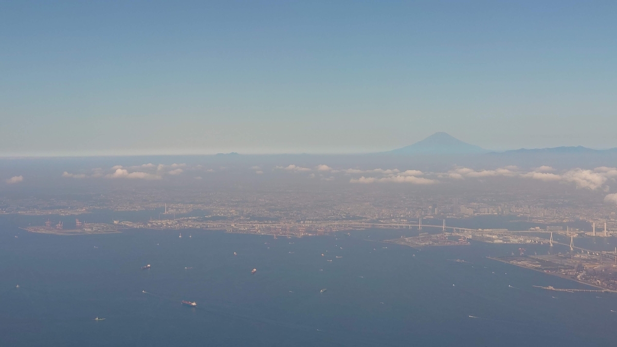 JAL291便 B737-800 東京湾上 富士山