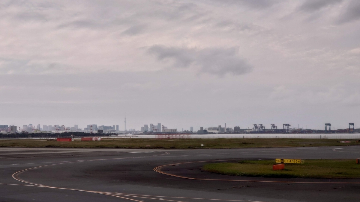 ANA996便 722 普通席 客室