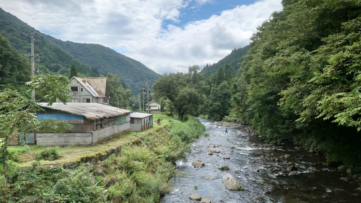 岐阜県郡上市白鳥町石徹白