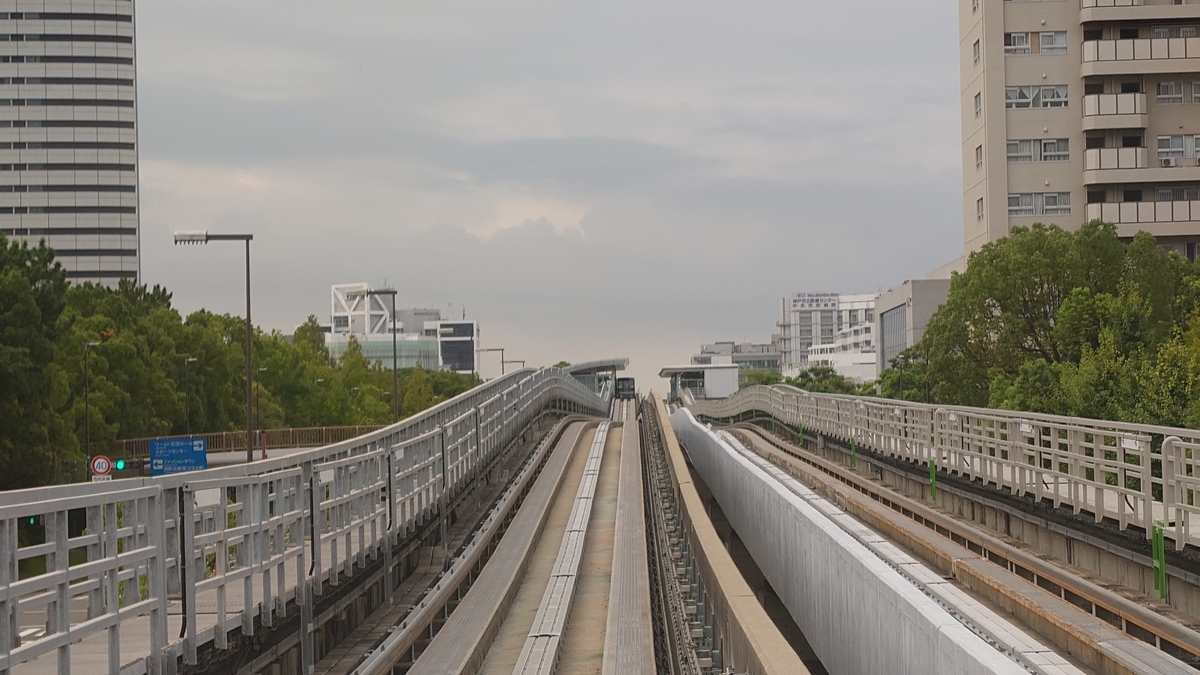 ポートライナー 中埠頭駅