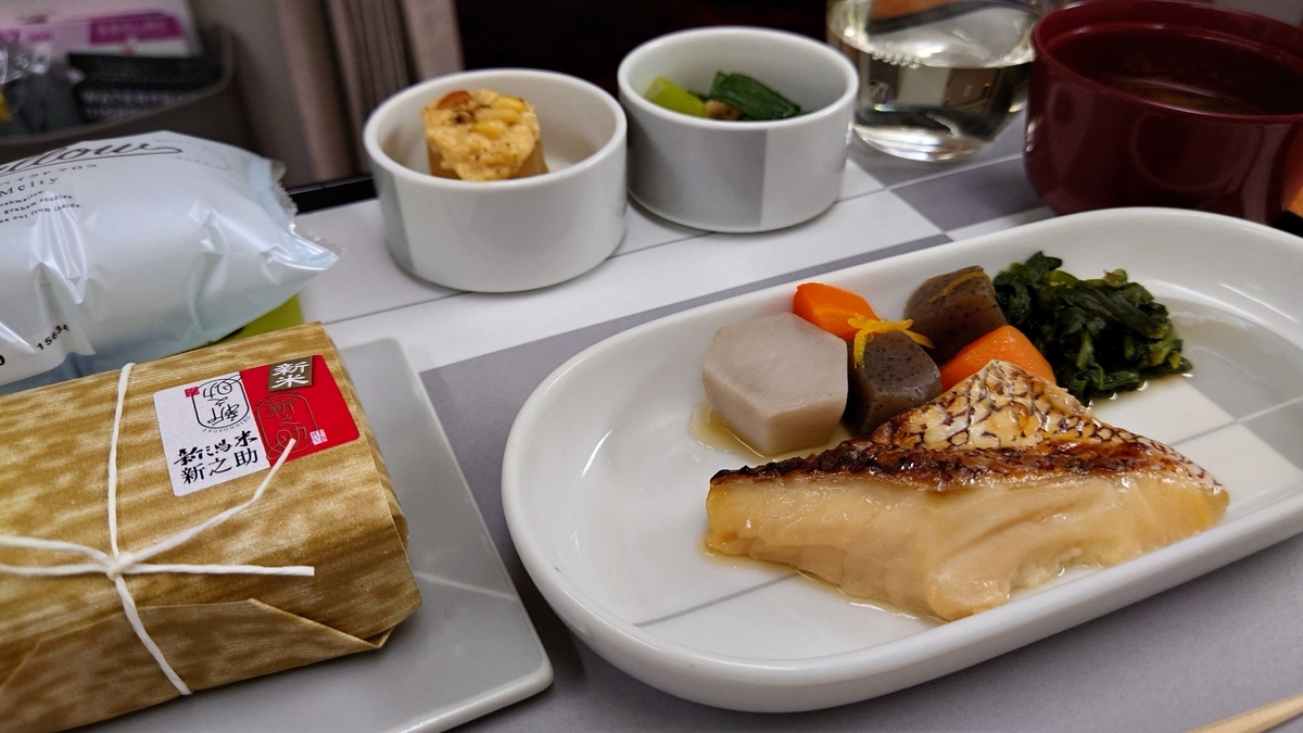 JAL655便 B767-300ER ファーストクラス 機内食