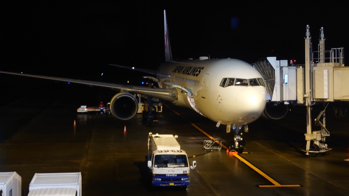JAL655便 B767-300ER 鹿児島空港