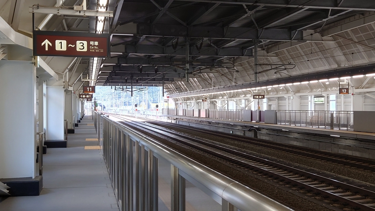 北海道新幹線 奥津軽いまべつ駅 ホーム
