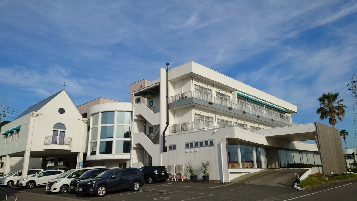 アマクササンタカミングホテル 建物外観