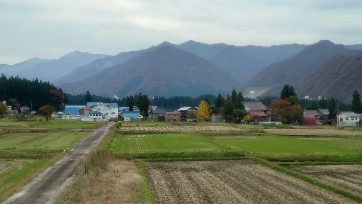 谷川岳もぐら号の車内 越後湯沢付近