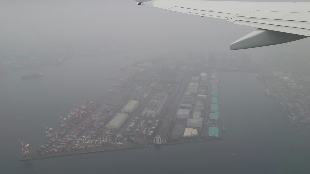 JAL201便 東京港付近