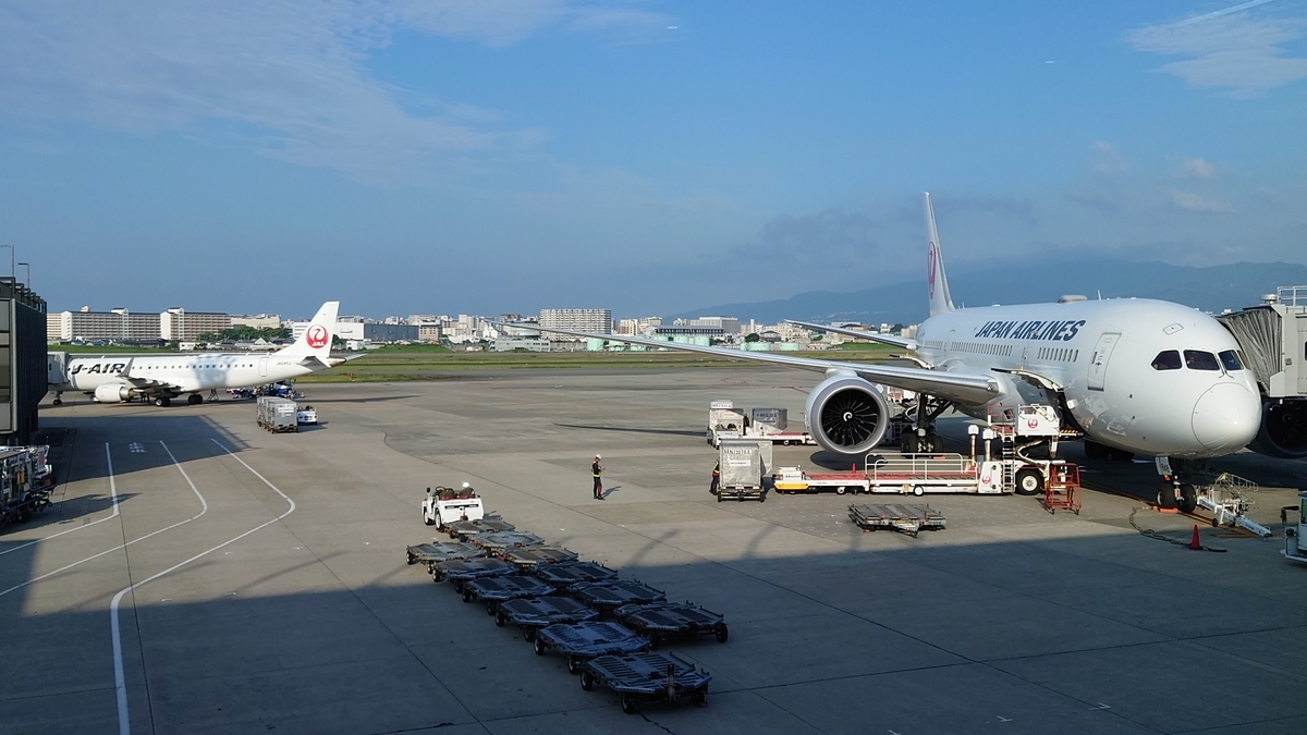 伊丹空港 JAL側駐機場