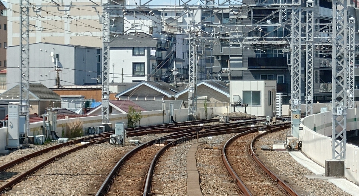 東京メトロ千代田線 北綾瀬支線の綾瀬-北綾瀬間