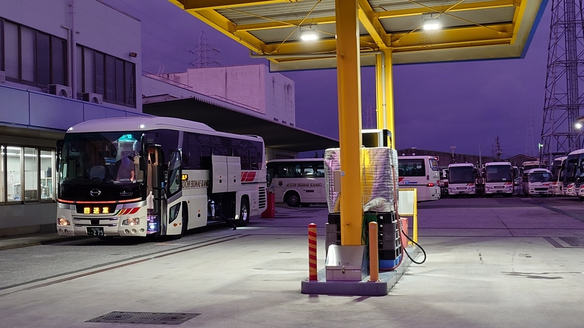 スマイルライナー 桟橋(高知駅前観光本社)停留所付近