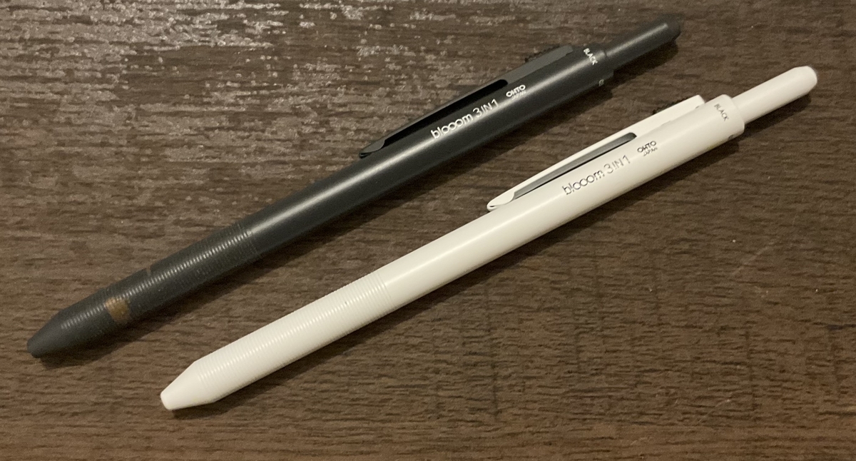 同じボールペンを色違いでもう1本購入 - ビルドンブング