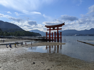 厳島神社鳥居リサイズ