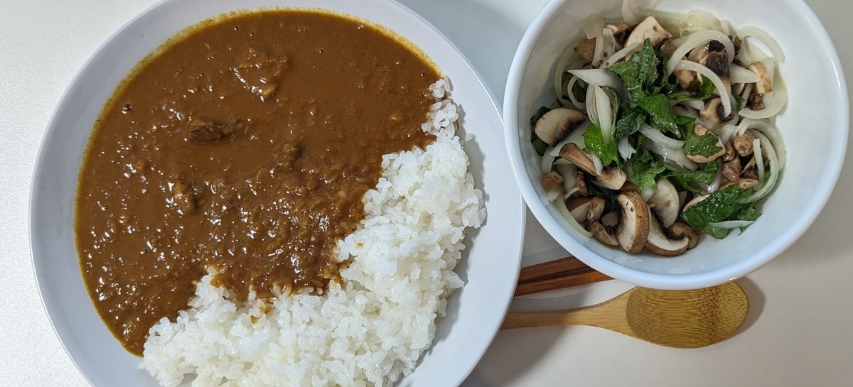 中村屋カレー盛り付け