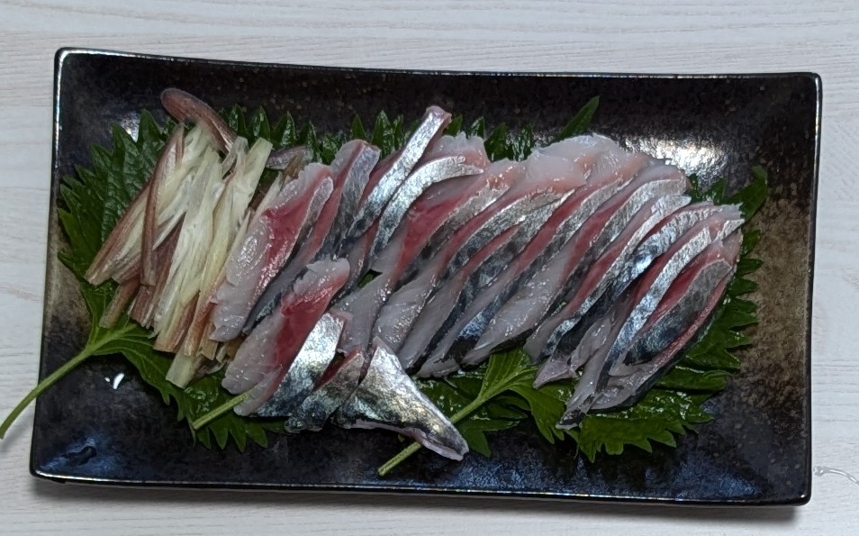 鯖の刺身