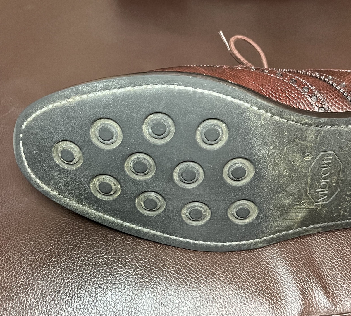 3年履いたフルブローグの革靴「RAYMAR Oliver（レイマー オリバー