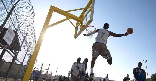 f:id:blackmovie:20190723011226j:image:w300:right