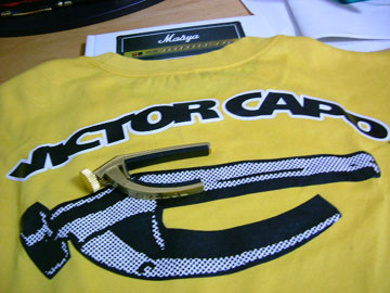 VICTOR CAPO Tシャツ