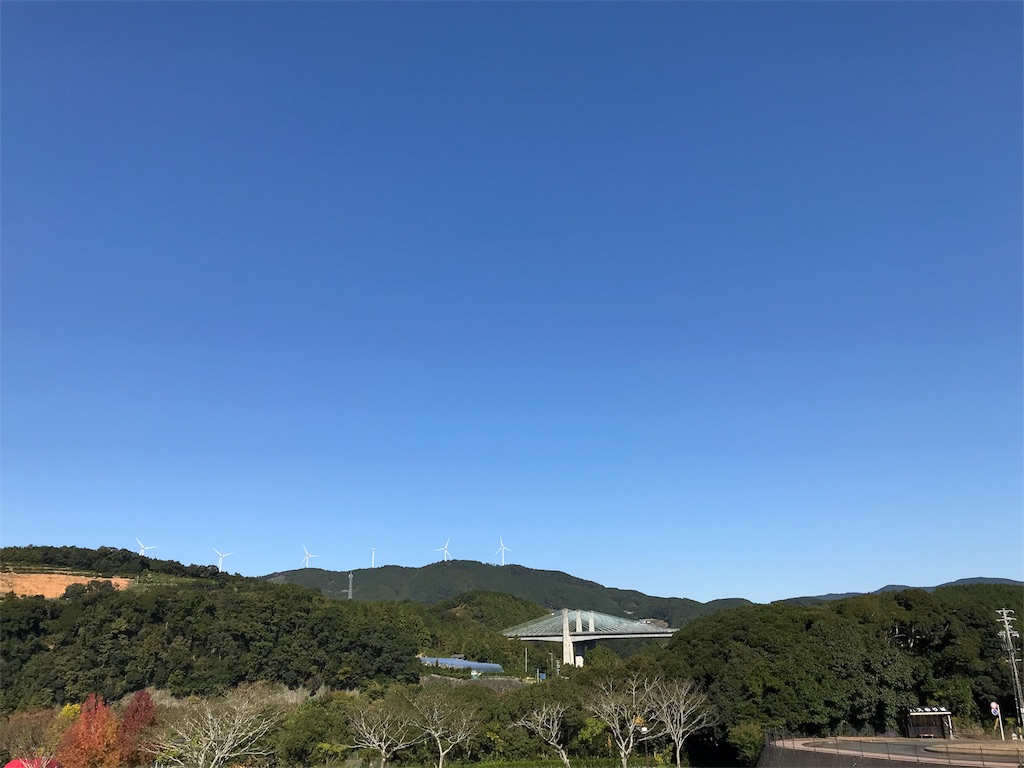 f:id:blitzer:20191116213131j:image:h320