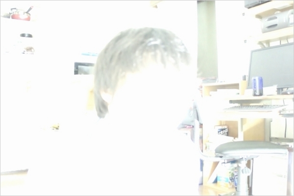 部屋が暗いので 超強力ライト を買ったら大変なことになった ソレドコ