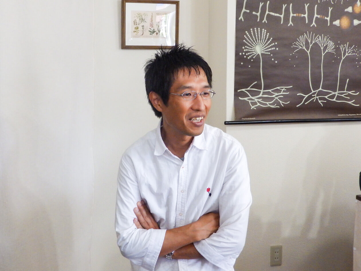 うみねこ博物堂店主の小野広樹さん うみねこ博物堂店主の小野広樹さん