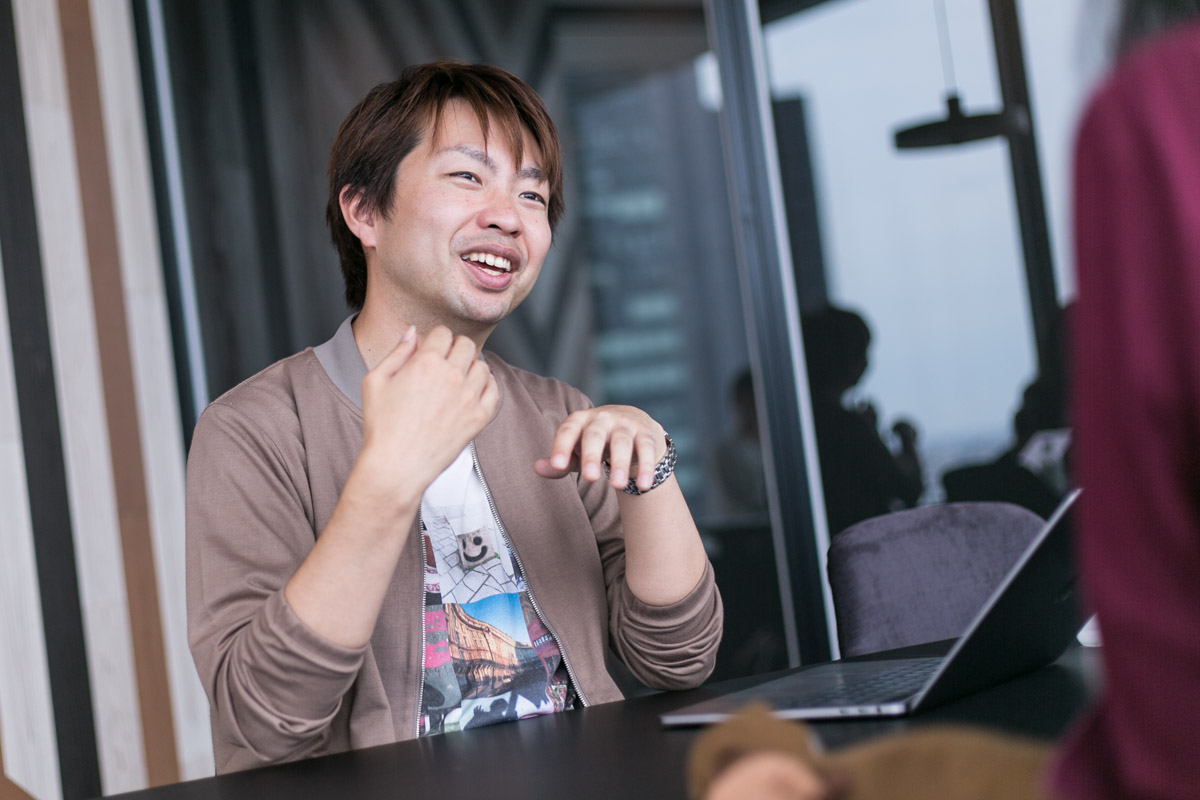 fluct鈴木健太さん横顔2