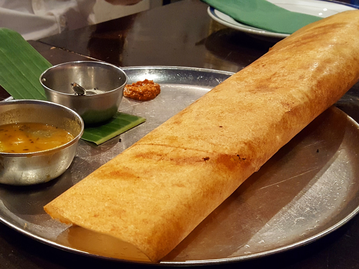 ドーサという南インドのクレープ