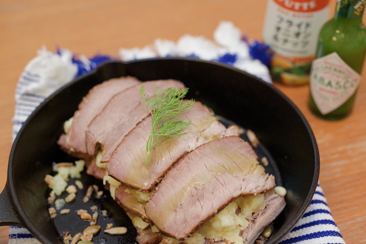 ハラペーニョソース、マスタードの酸味で意外とさっぱりした味わいです